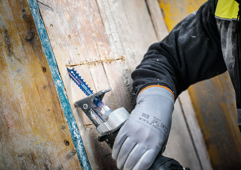 Bosch S 1122 VF Säbelsägeblatt zum Schneiden von Holz. Detailbild