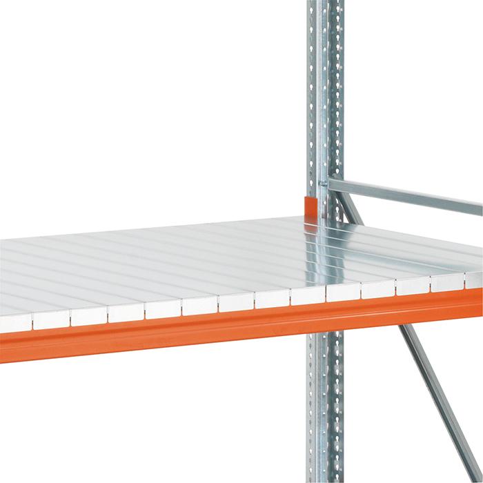 * Zusatzboden bestehend aus: Stahlpaneele, Holme, Sicherungsgriffe.